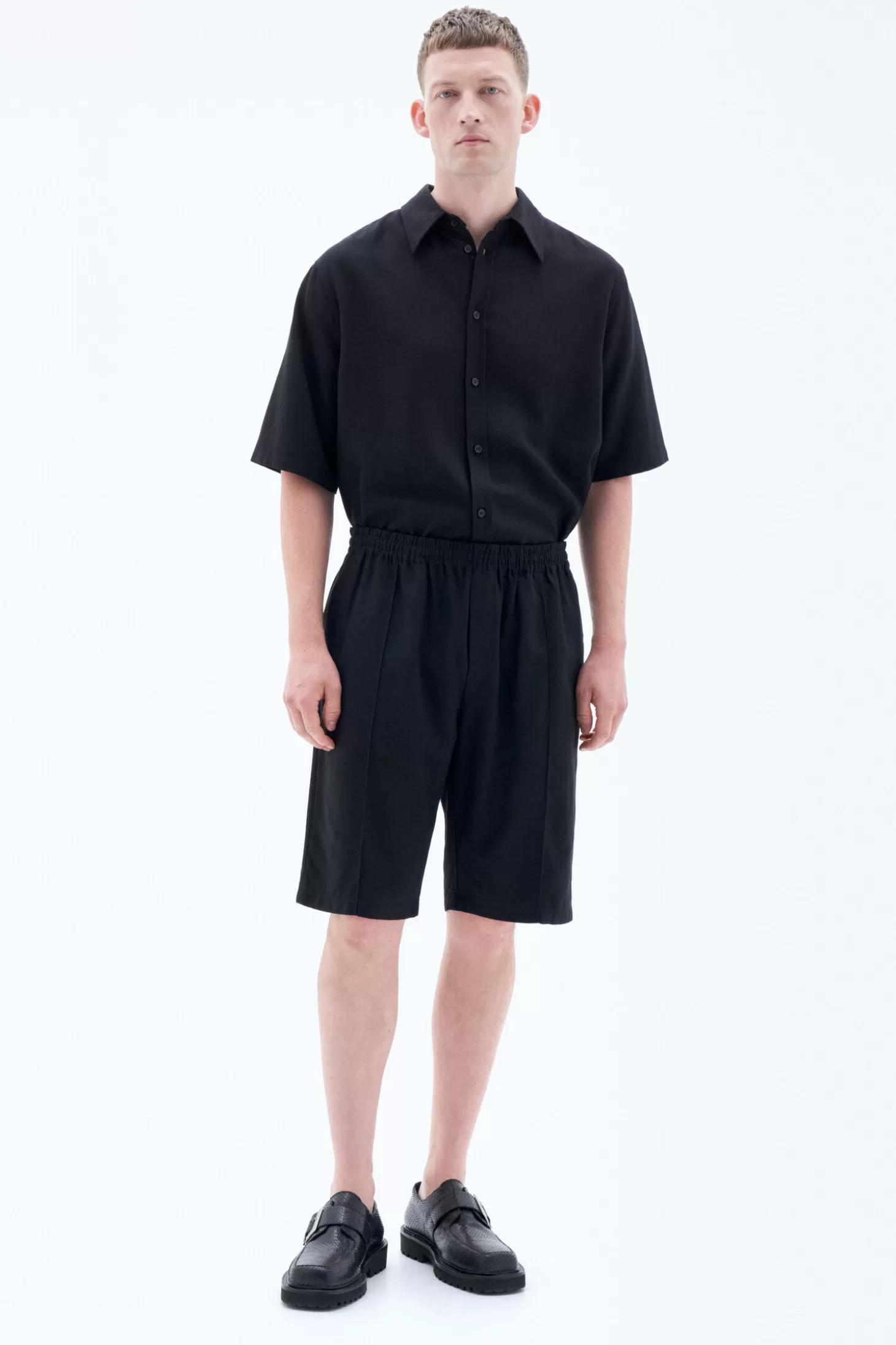 Filippa K Re:sourced Crepe Shorts-Man Trousers